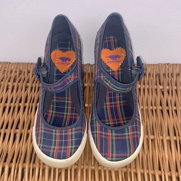Rocket dog mary 2025 jane shoes